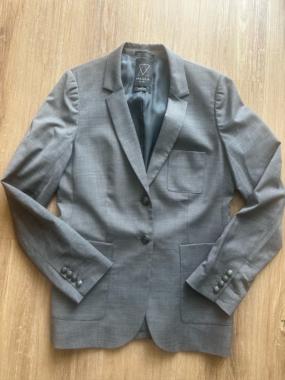 ARITZIA | TALULA WOOL BLEND CHARCOAL GREY BLAZER  SILVER DETAIL | LIKE NEW SZ 12